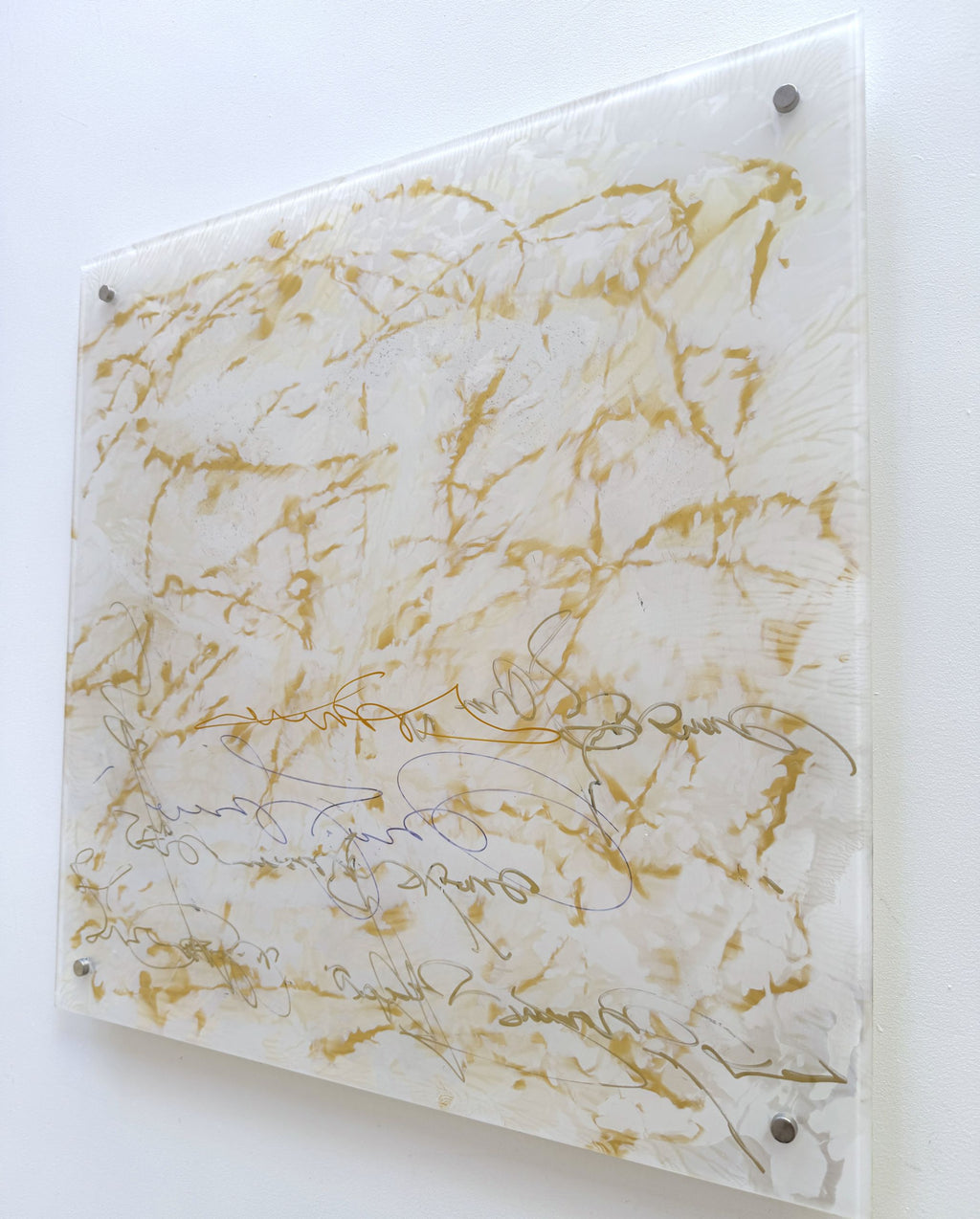 Signature in Gold 3