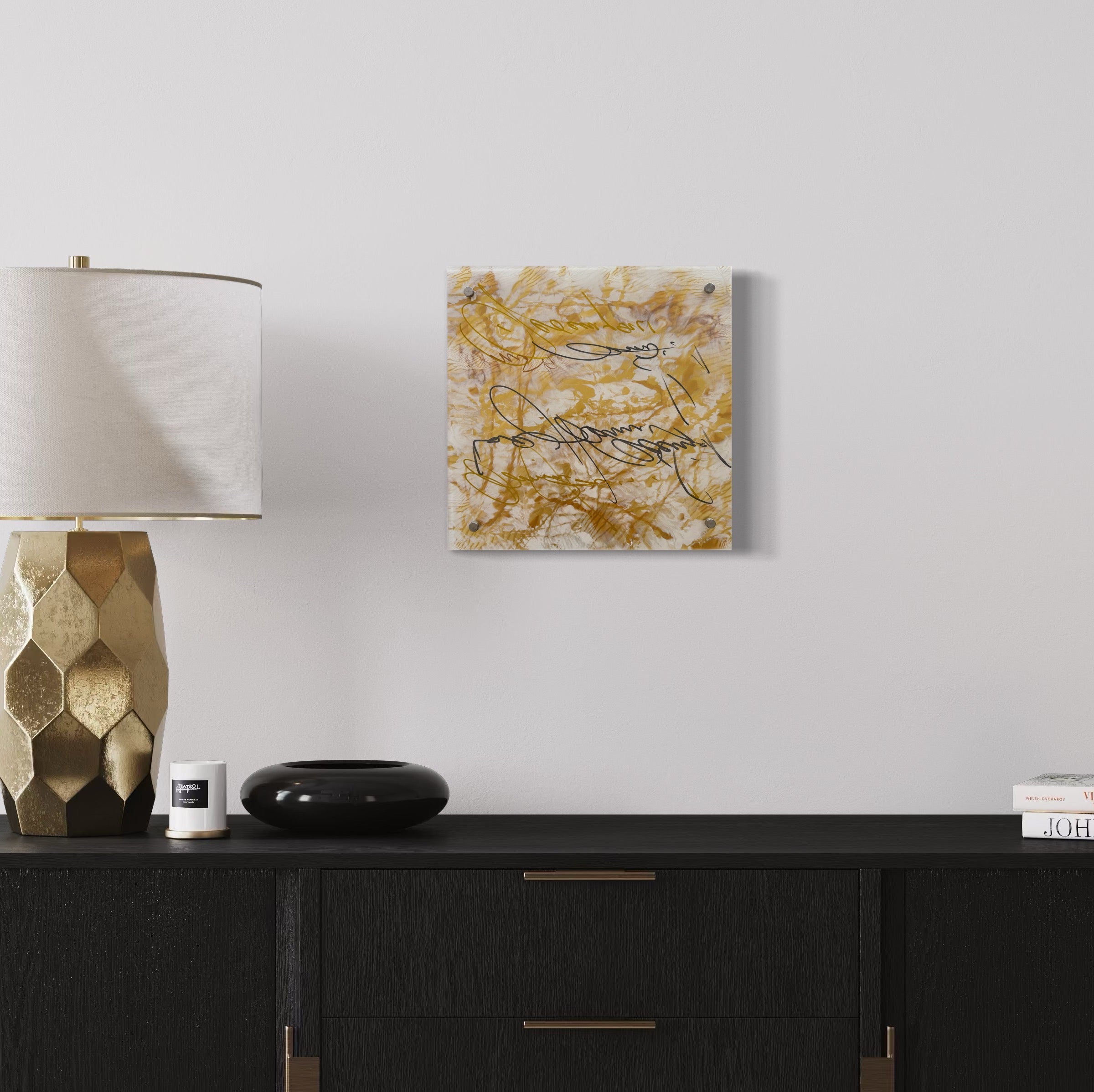 Signature in Gold