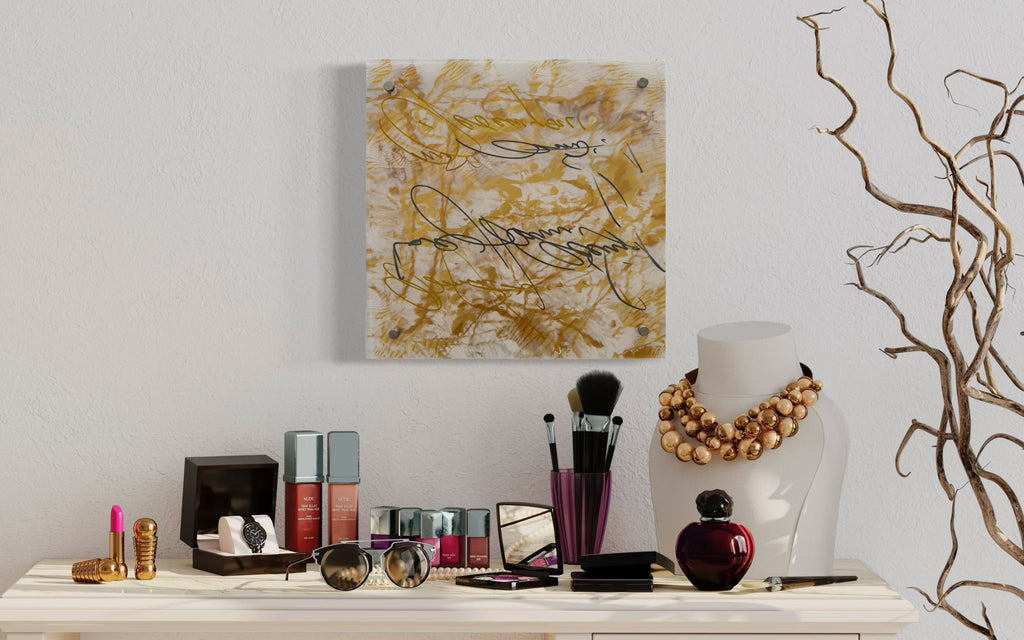 Signature in Gold